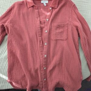 Jessica Simpson Textured Button-Up in Deep Pink